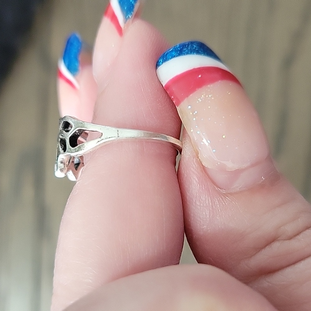 🆕️ 925 Silver plated Lotus Ring Size 6.5 - Picture 3 of 5
